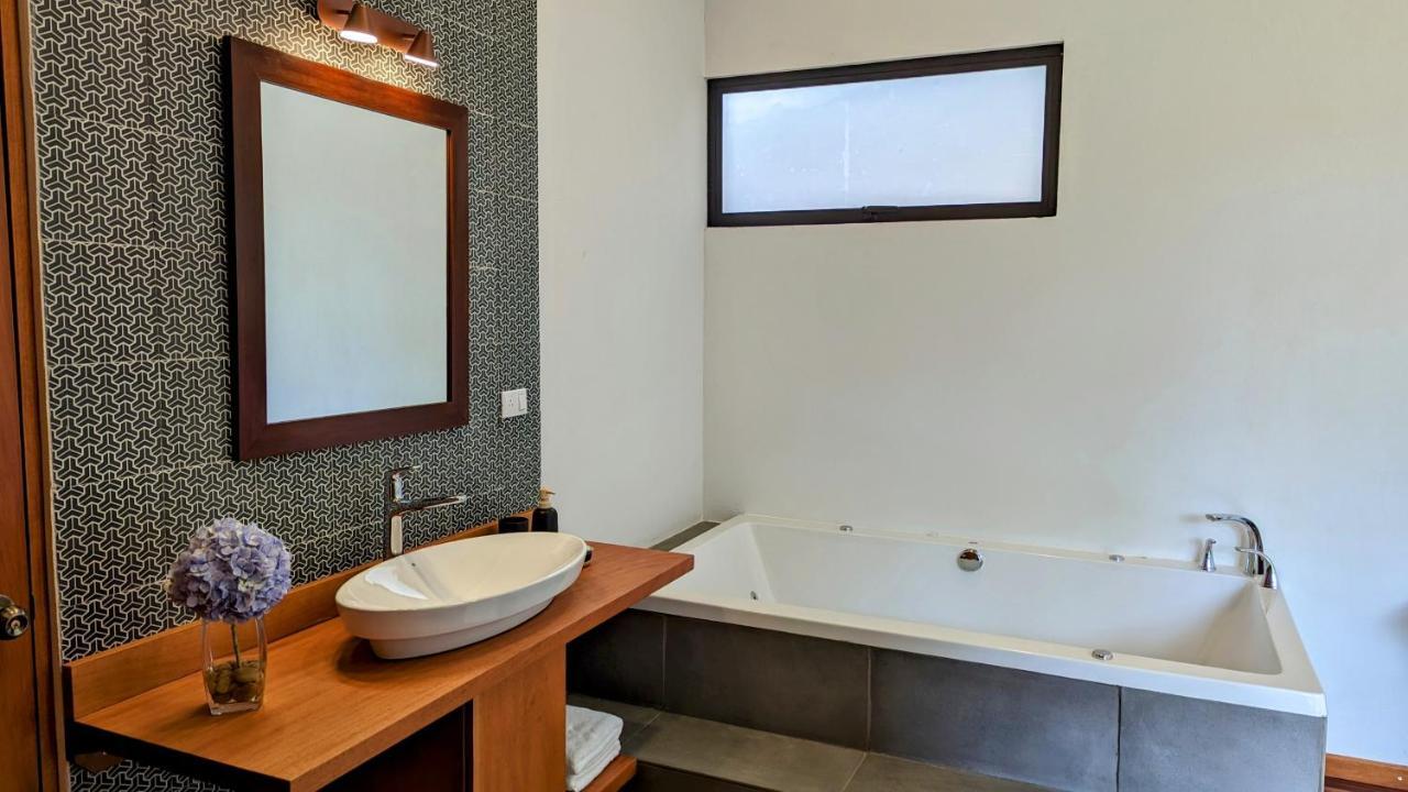Ferienhaus Casa Mia, Near Main Attractions And Town! Monteverde